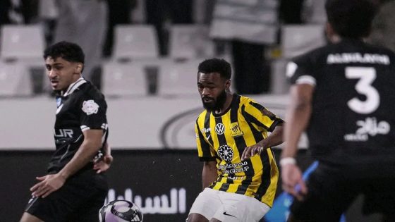 الشباب يقسو على اتحاد جدة بثلاثية مثيرة في الدوري السعودي