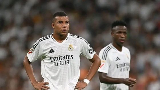أزمة جديدة تضرب ريال مدريد.. مبابي وفينيسيوس في صدام داخل غرفة الملابس