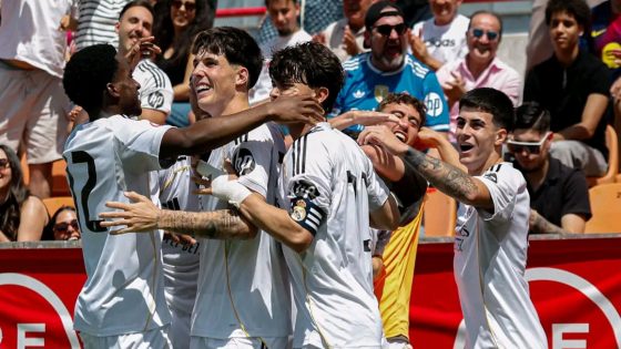 ريال مدريد يتوج بكأس الأبطال للشباب على حساب برشلونة