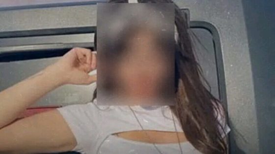 البلوجر منار سامي