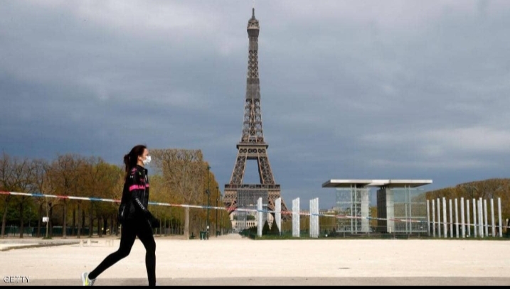 مخاوف وتوقعات فرنسا من ارتفاع أكثر حدة بإصابات كورونا