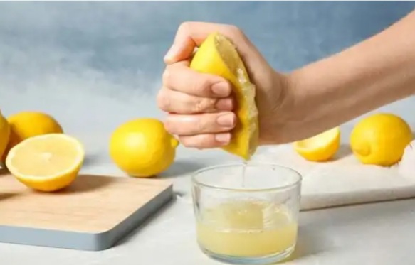 طرق حفظ عصير الليمون الحامض لمدة أسابيع