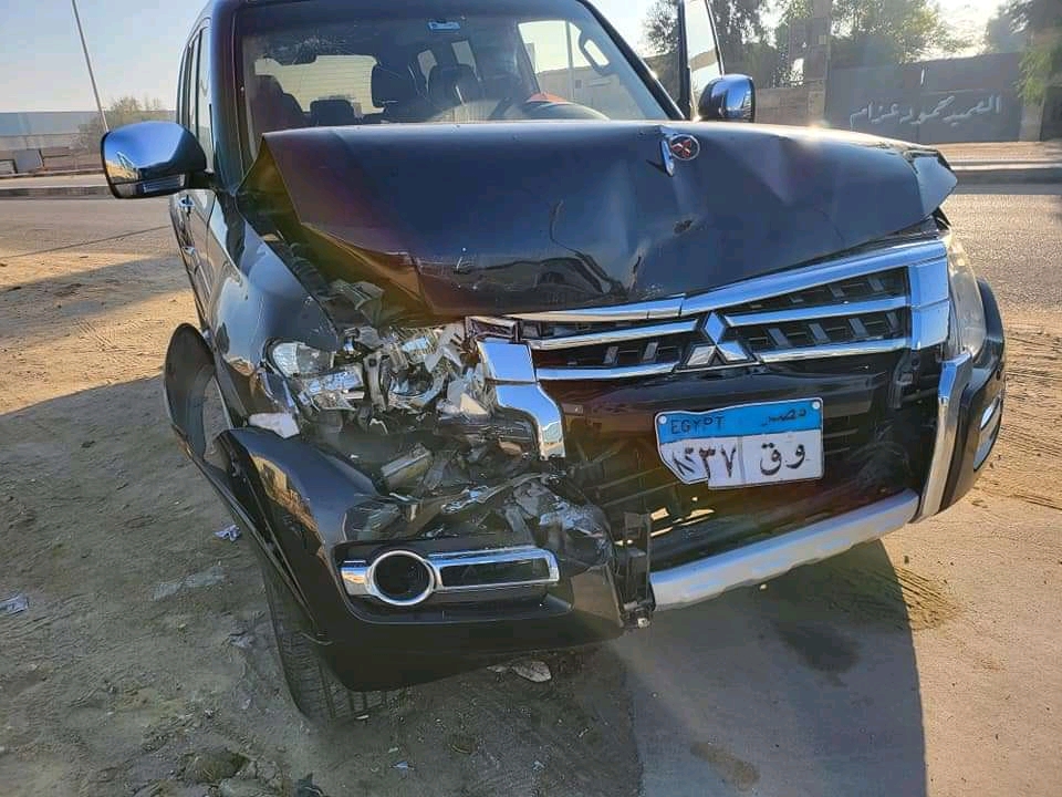 عمرو محمود ياسين يتعرض لحادث